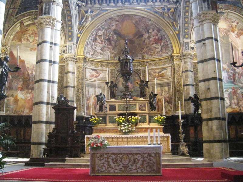 Siensk katedrla - hlavn oltr