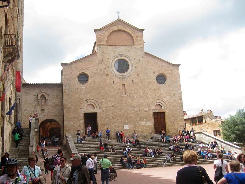 San Gimignano - Bazilika Nanebovzatia Panny Mrie