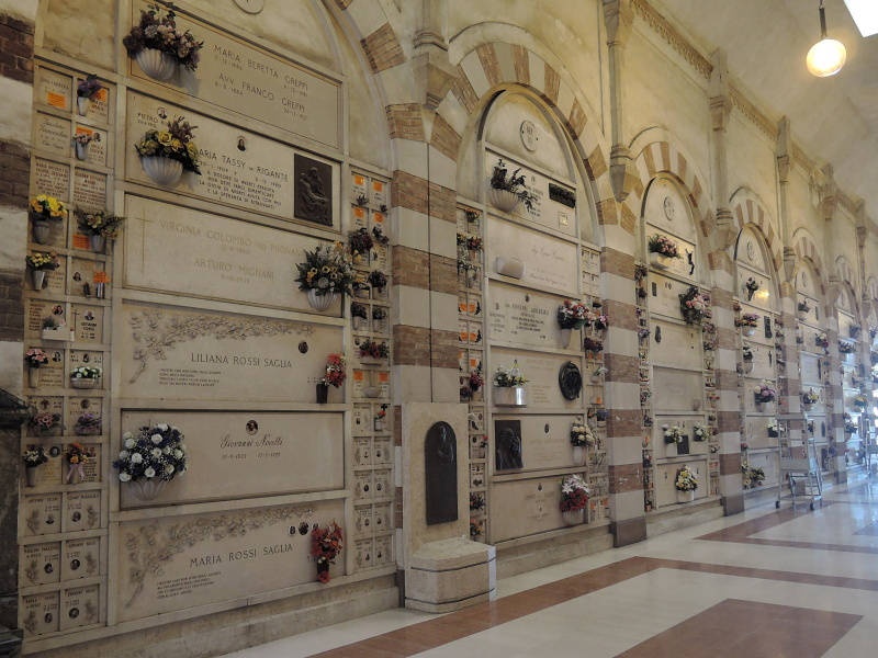 Cimitero Monumentale - vstupn  budova - Chrm Slvy