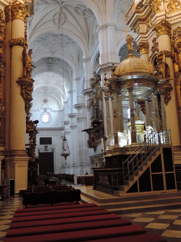 Katedrla v Granade - pohadf spoza hlavnho oltru