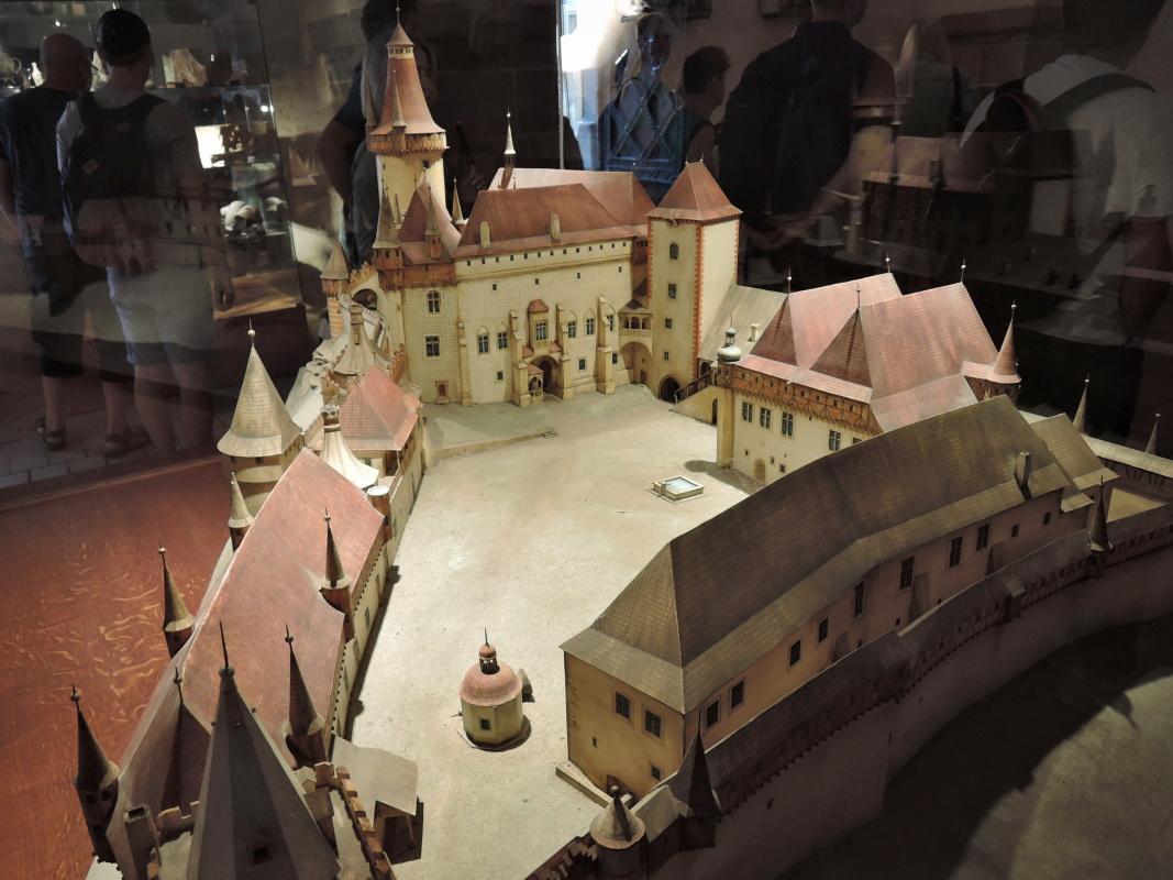 Stbrnica - sasn model hradu