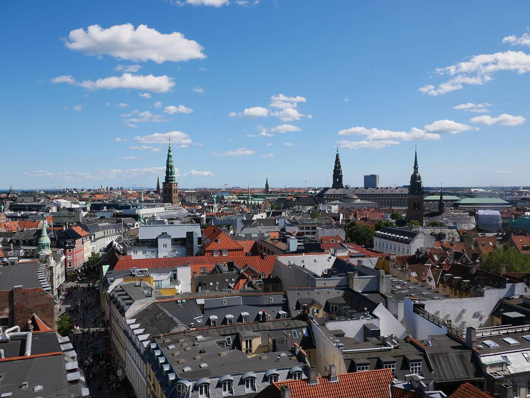 Okrhla vea - vhad na Christiansborg, Kostol sv. Mikula a Oresund most