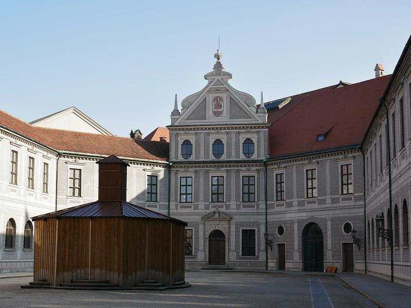 Palc Residenz - Ndvorie s fontnou 