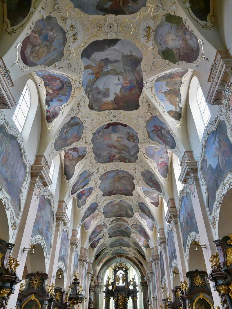 Strahovsk kltor - Bazilika Nanebovzatia Panny Mrie