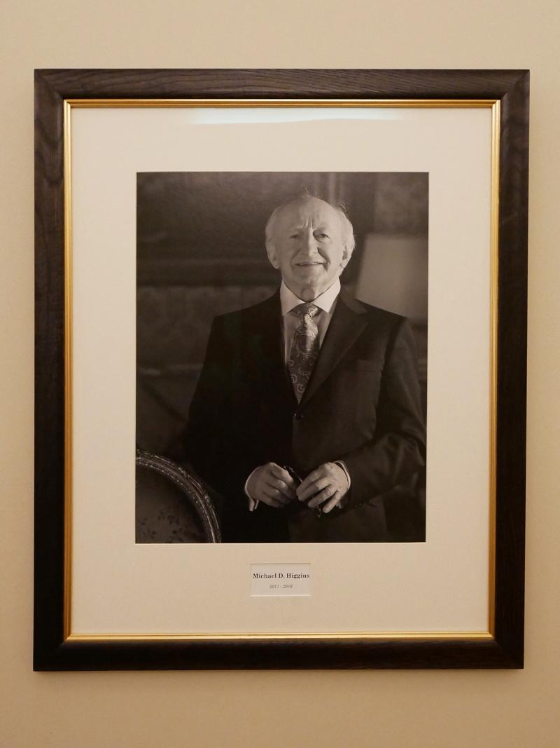 Jeden z portrtov rskych prezidentov v ttnom koridore