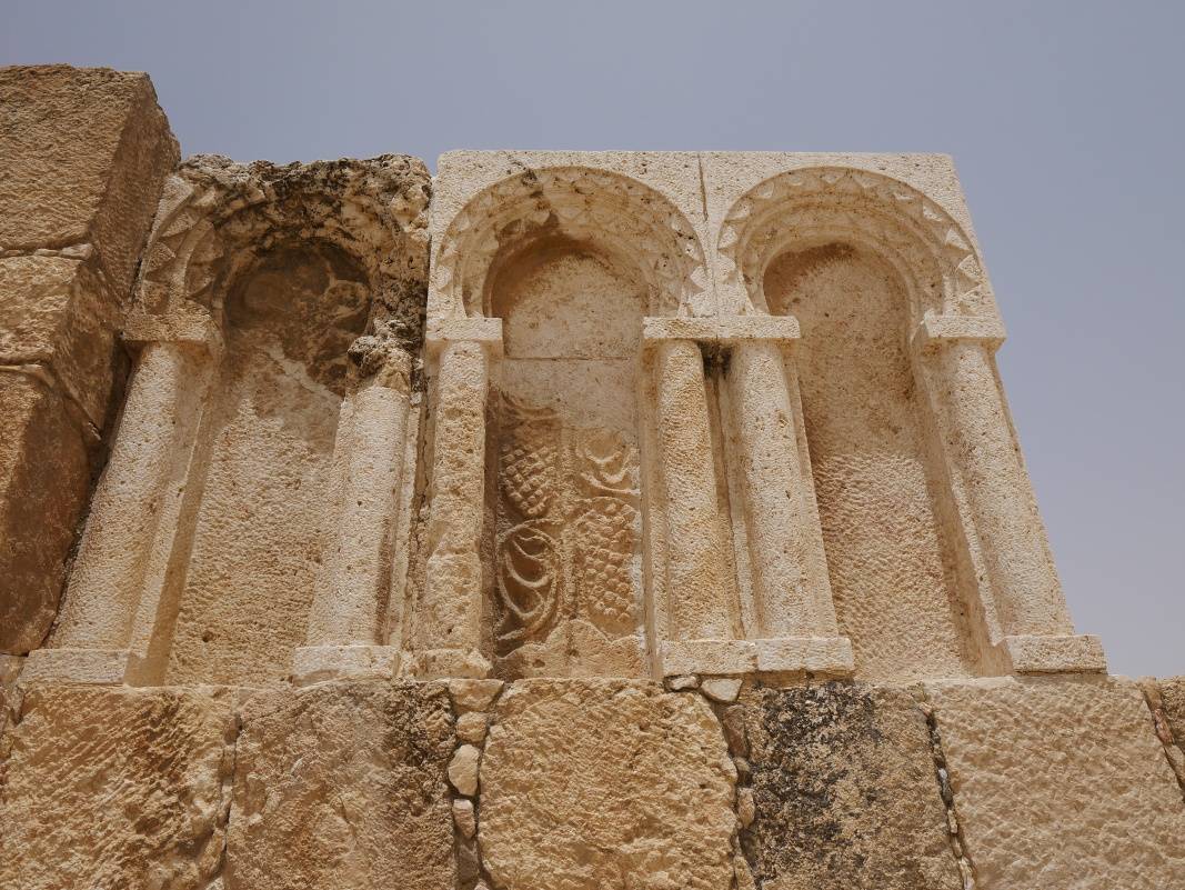 Zrekontruovan vstup do Umayyovskej meity (661-750 n.l.)