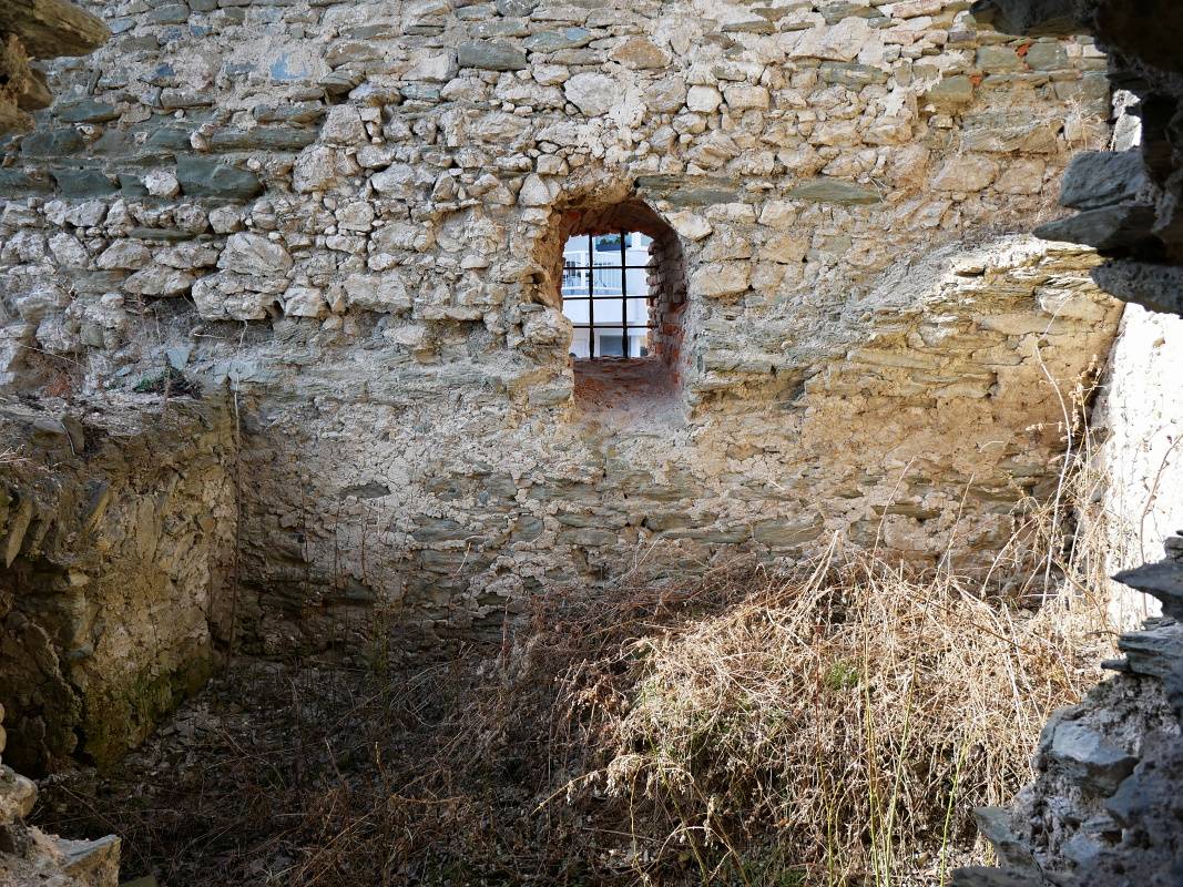 Markuovsk hrad - vhad z kaplnky obytnej vee