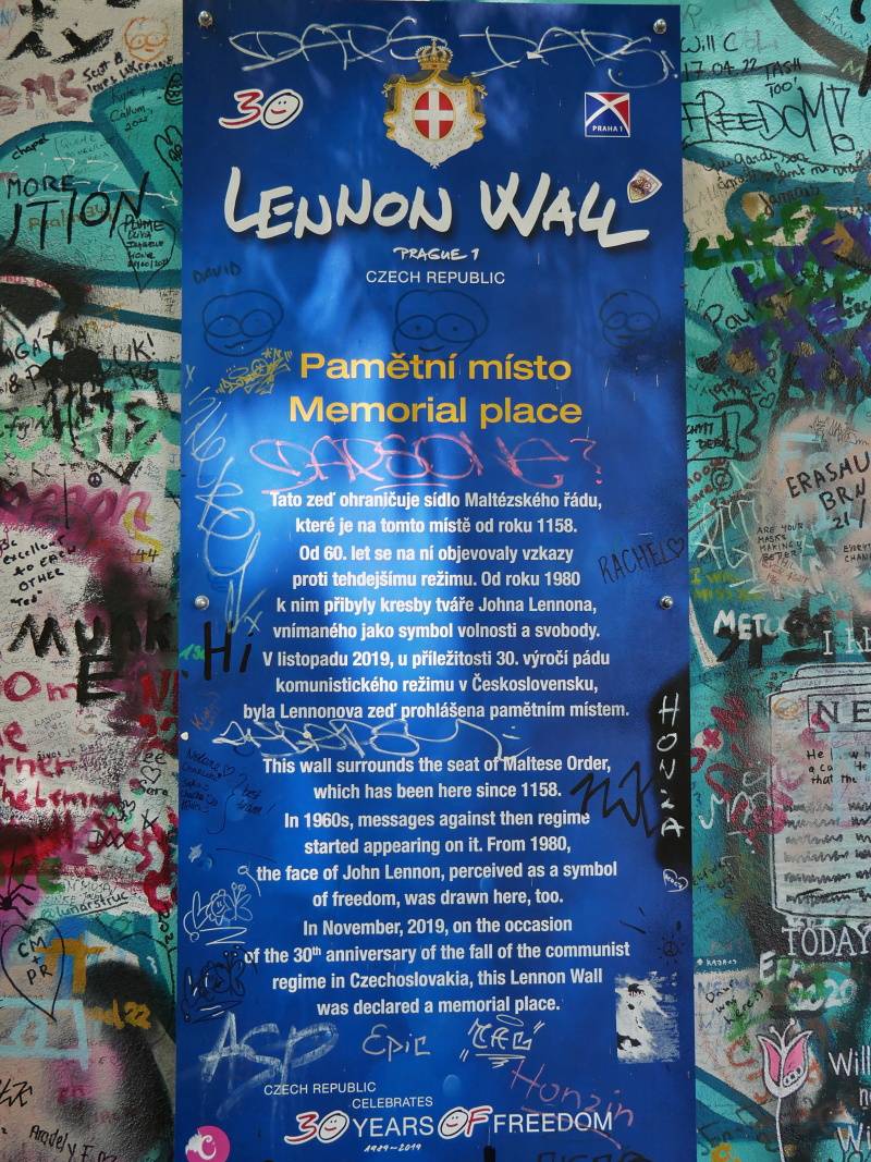 Lennonova stena