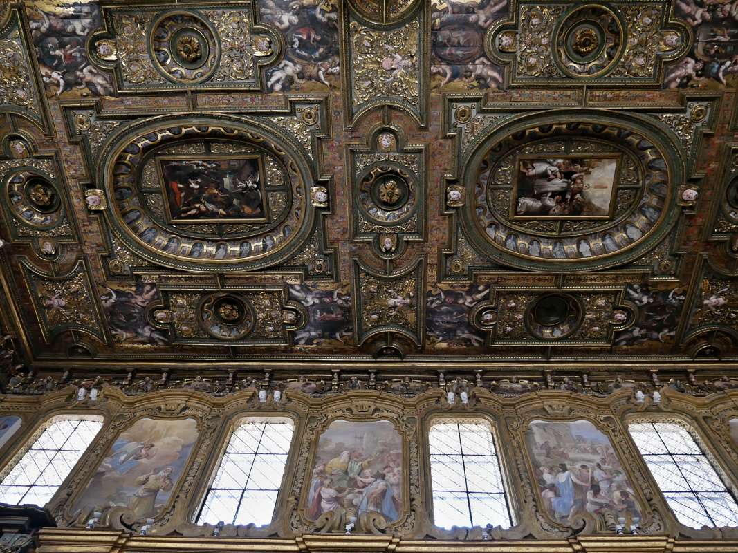 Kostol San Gregorio Armeno - kazetov strop r.1584 a fresky Luca Giordana r, 1671-1681