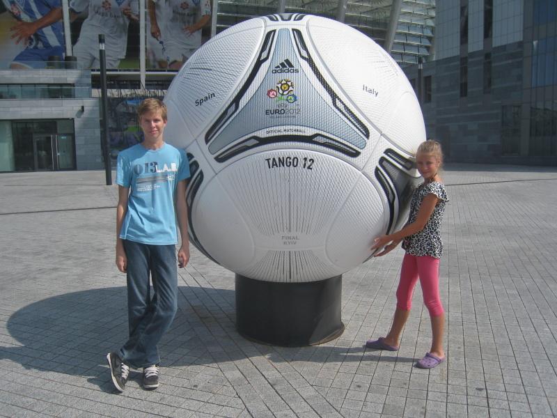 Lopta z Majstrovstiev Európy 2012 vo futbale