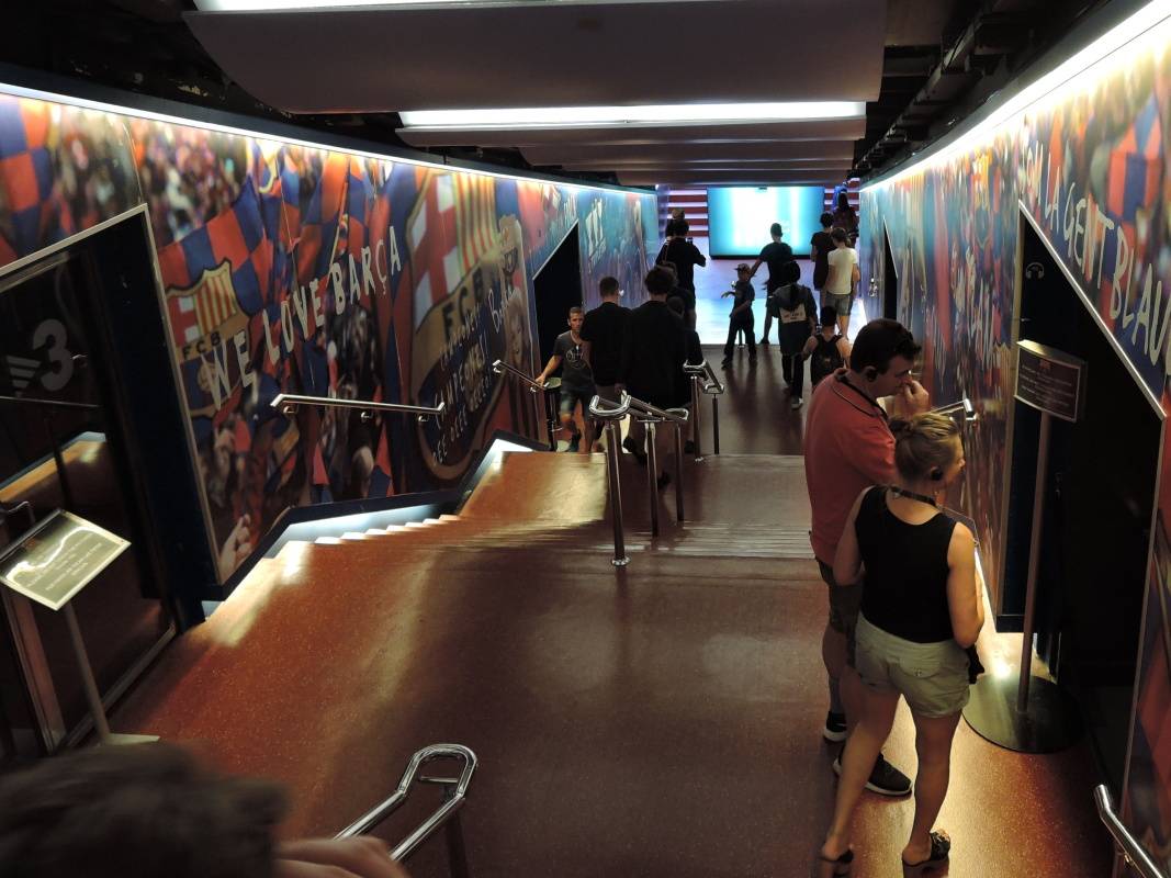 Nou Camp - tunel na štadión