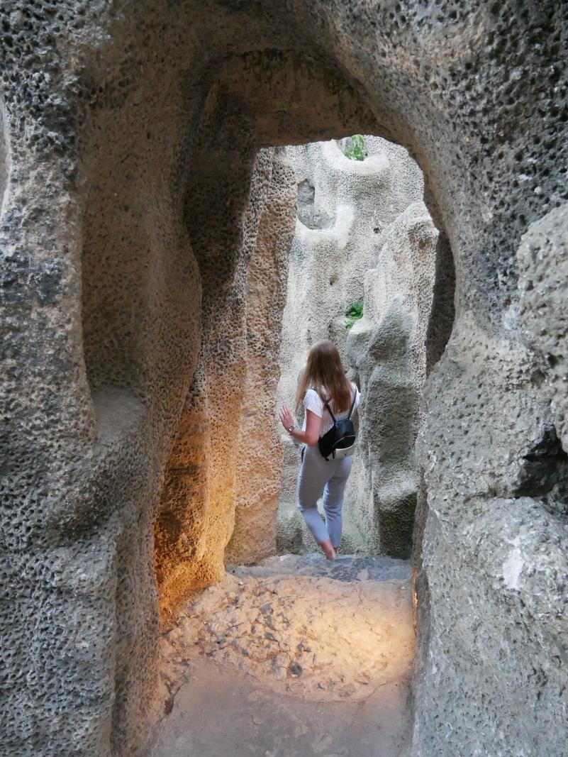 Blúdime Grottou