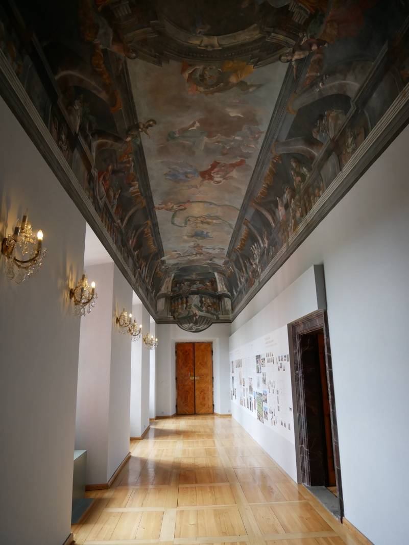 Trojský zámok - poschodie