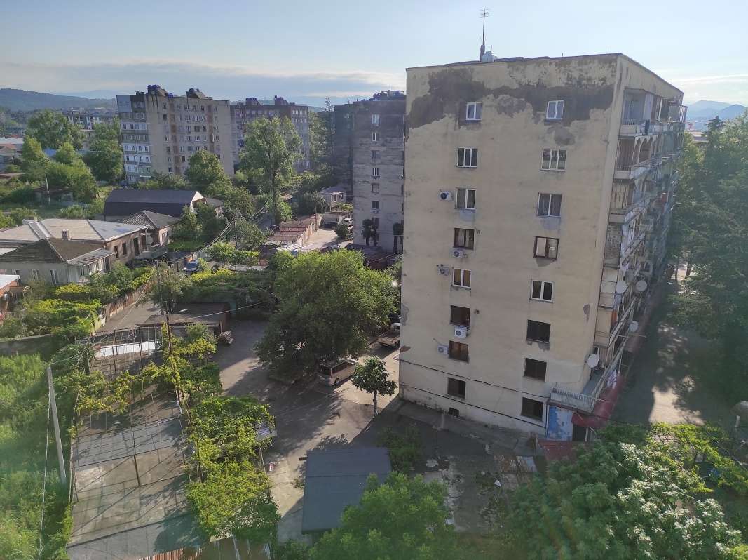 Vyhliadky z terasy hotela West Tower