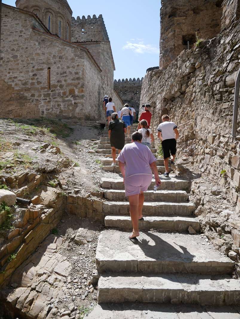 Pevnosť Ananuri pri priehrade Žinvali