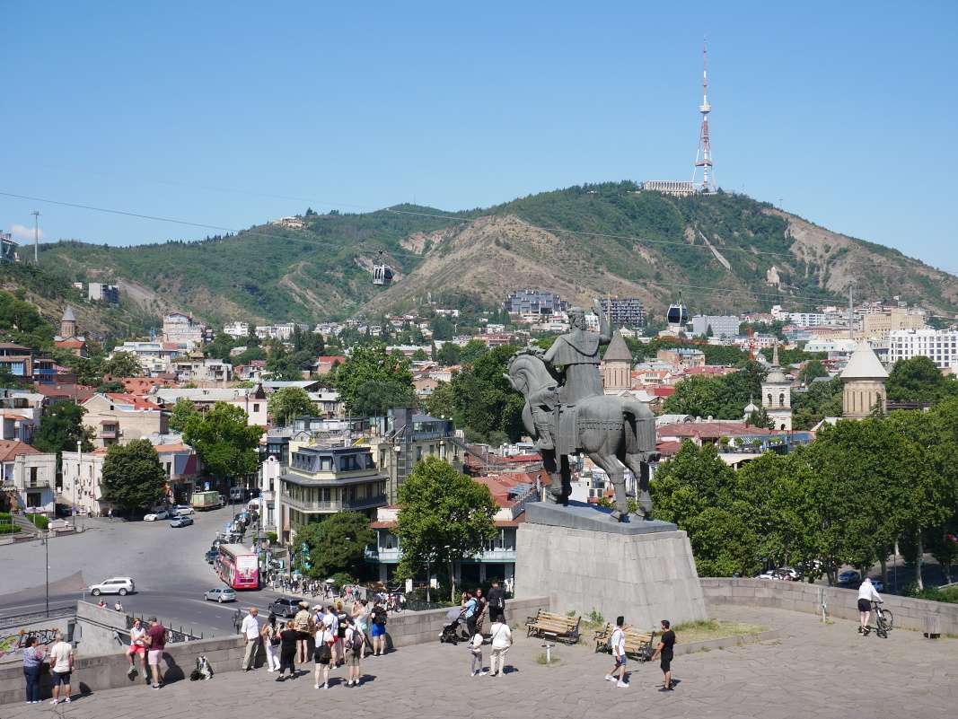 Výhľad od Matekhi na Vachtanga I. Gorgasaliho