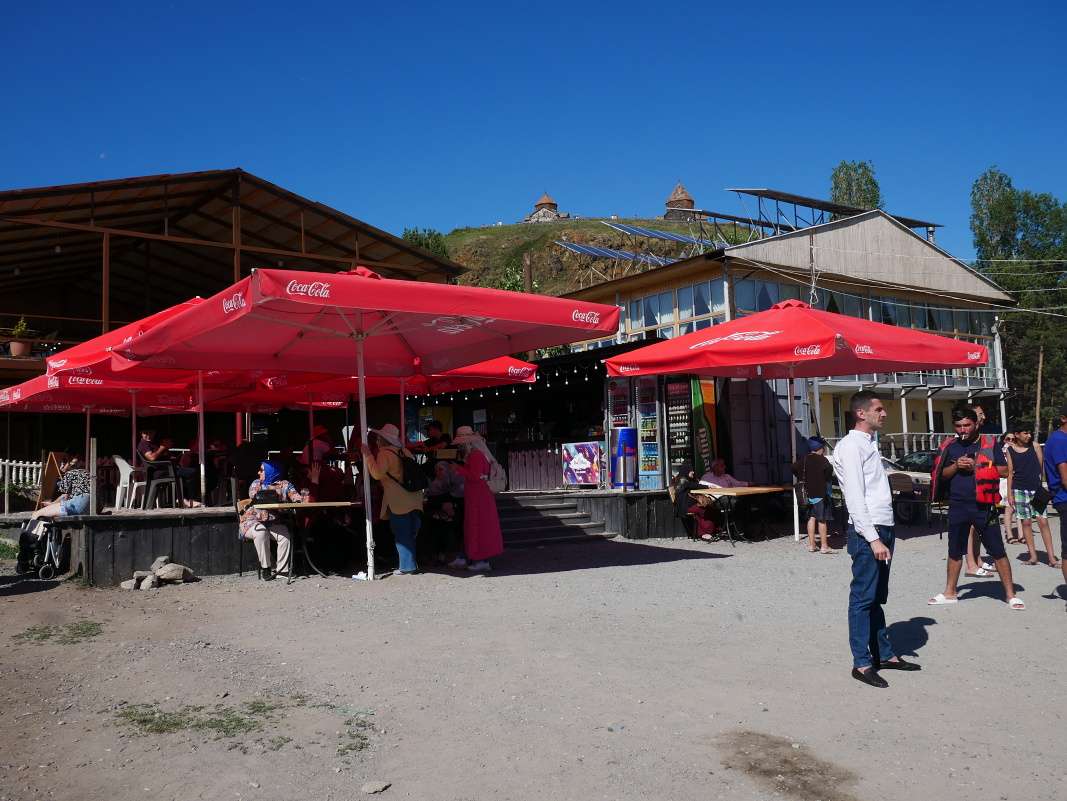 Kláštor Sevanavank od jazera