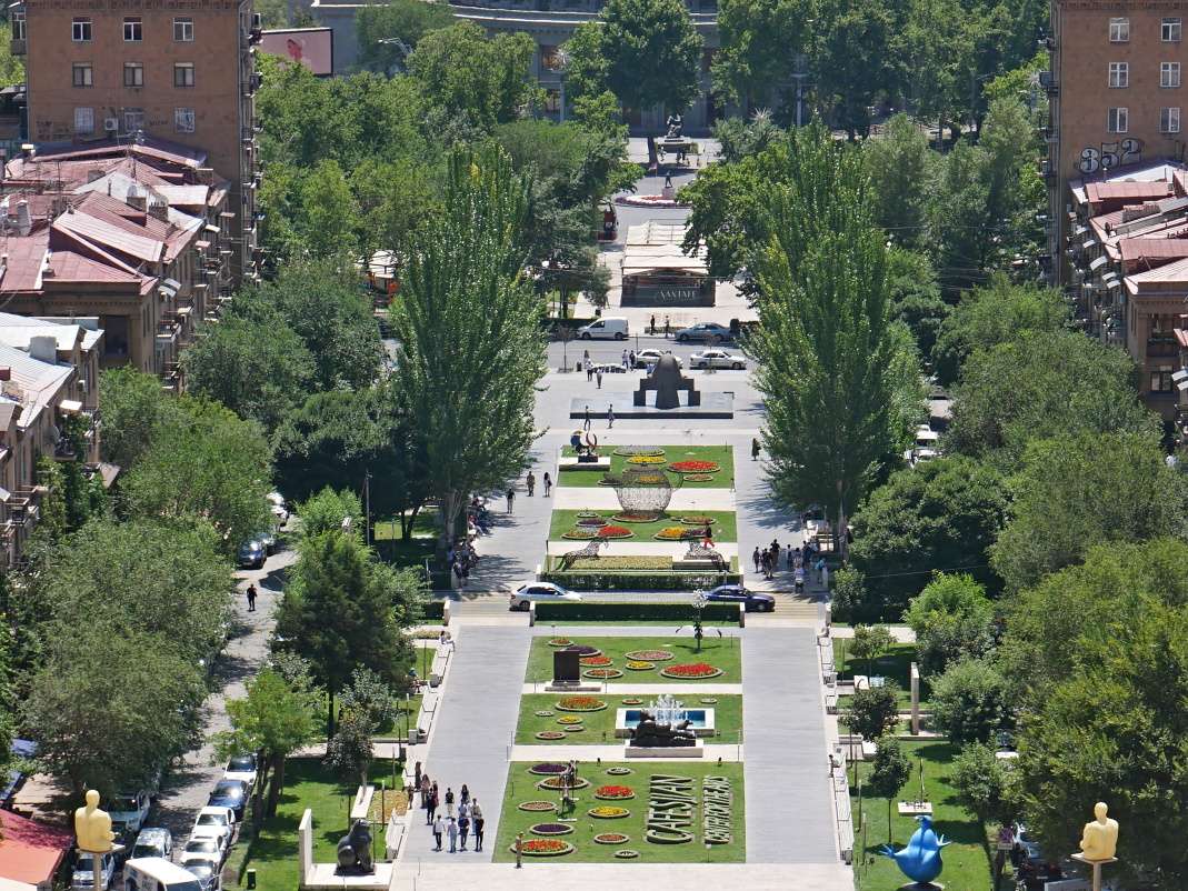 Jerevan - Kaskádový komplex - výhľad