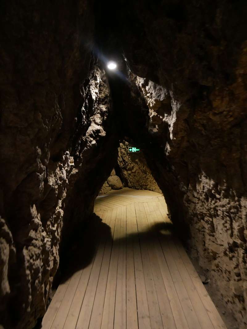 Jaskyňa Areni I.