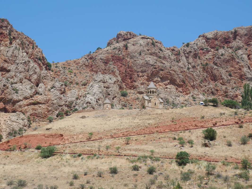 Kláštor Noravank - približujeme sa