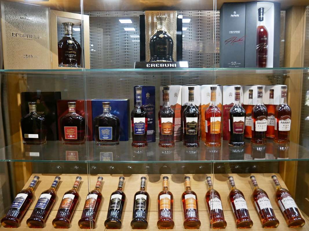 Múzeum Ararat brandy - dnešté fľašky a sortiment