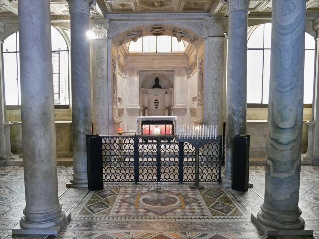 Neapolská katedrála - krypta san Gennara