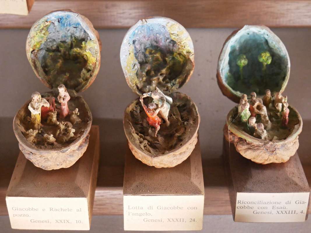 Komplex san Lorenzo Maggiore - Sála Ludovico d'Angio - minibetlehemy