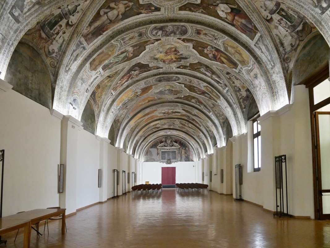 Komplex san Lorenzo Maggiore - Sála Sixta V.