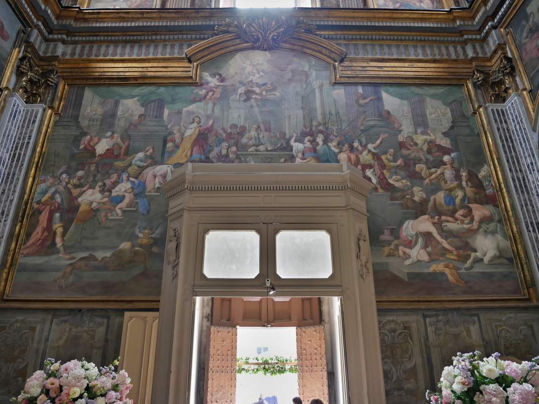 Kostol sv. Pavla (Basilica di San Paolo Maggiore) - freska nad vstupom