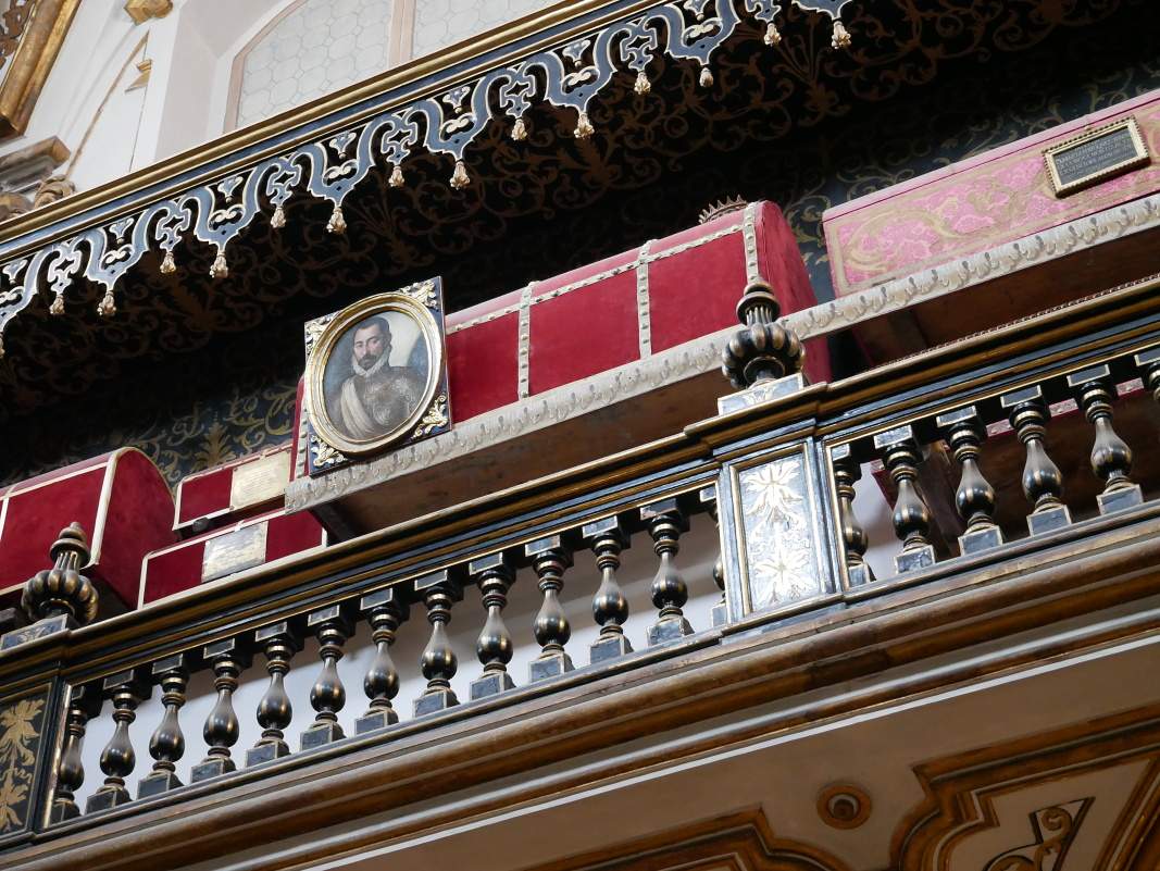 Kostol sv. Dominika - pohrebná kaplnka Aragóncov