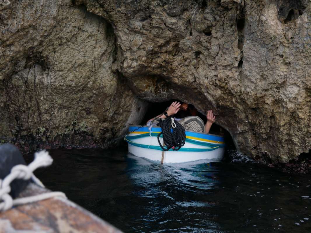 Pri vstupe ležia všetci ... adrenalín :)