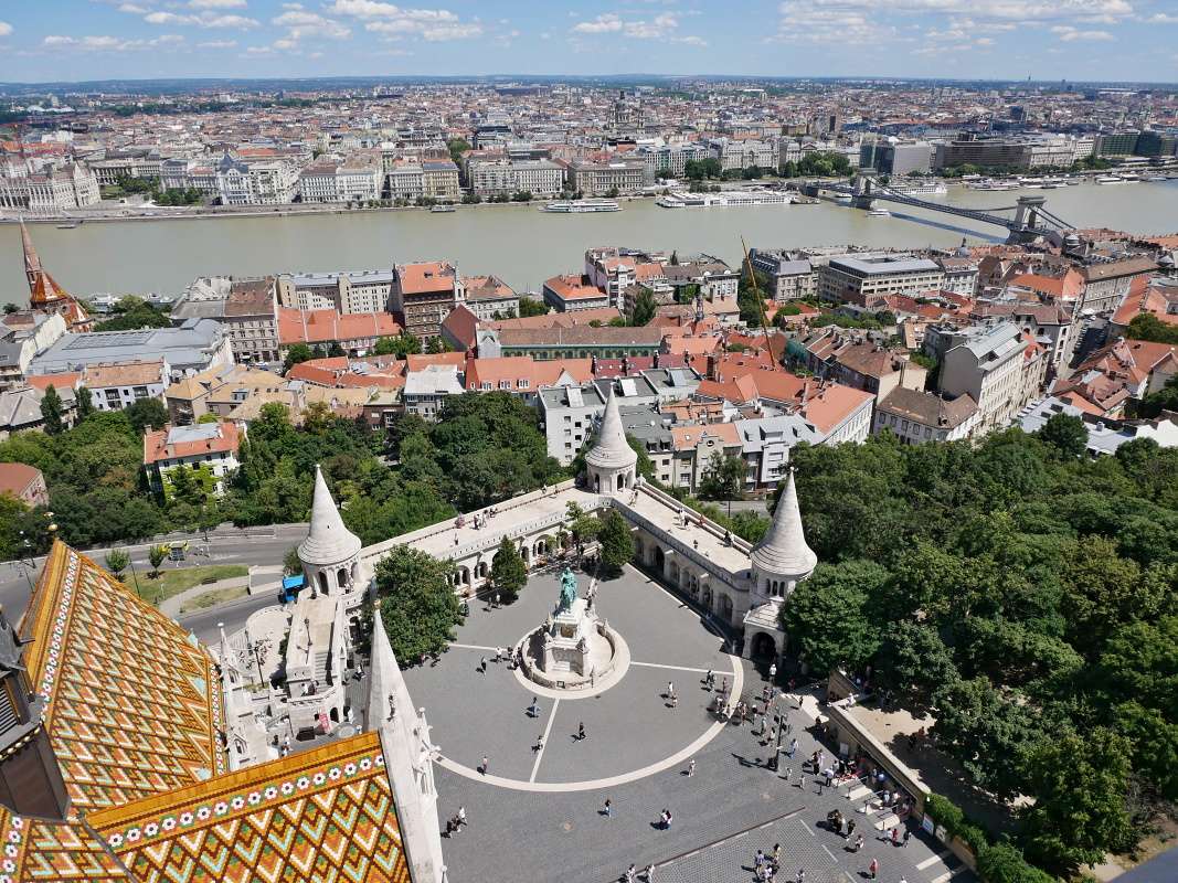 Matyášov kostol - Halászbástya a Széchenyi reťazový most