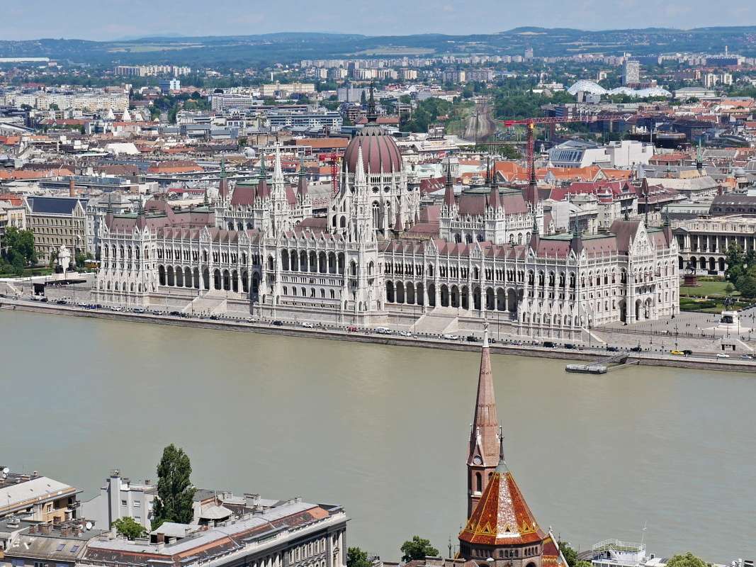 Matyášov kostol - Maďarský parlament
