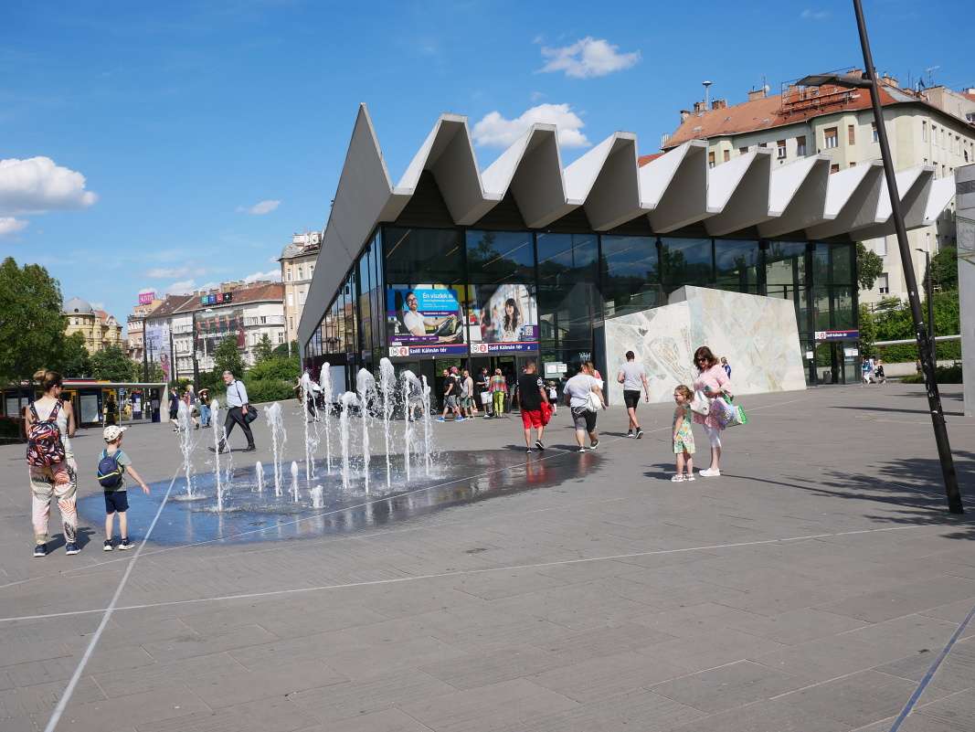 Stanica metra Széll Kálmán tér