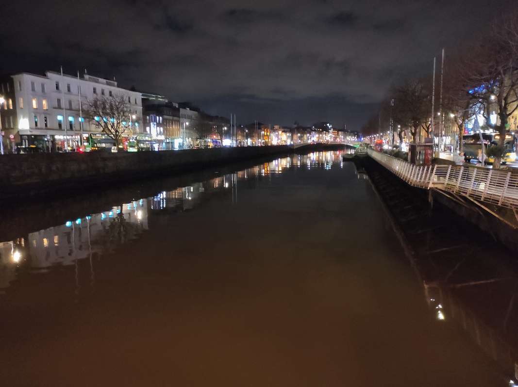 Rieka Liffey z O'Connell Bridge