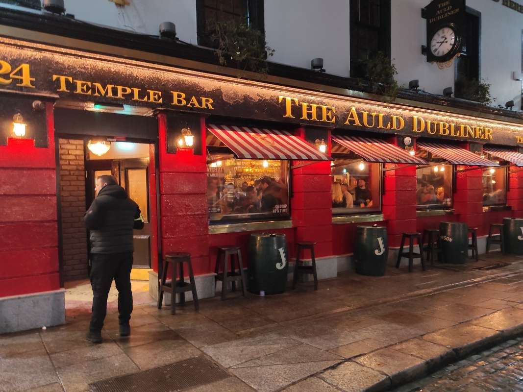 Bary na Temple Bar a okolí