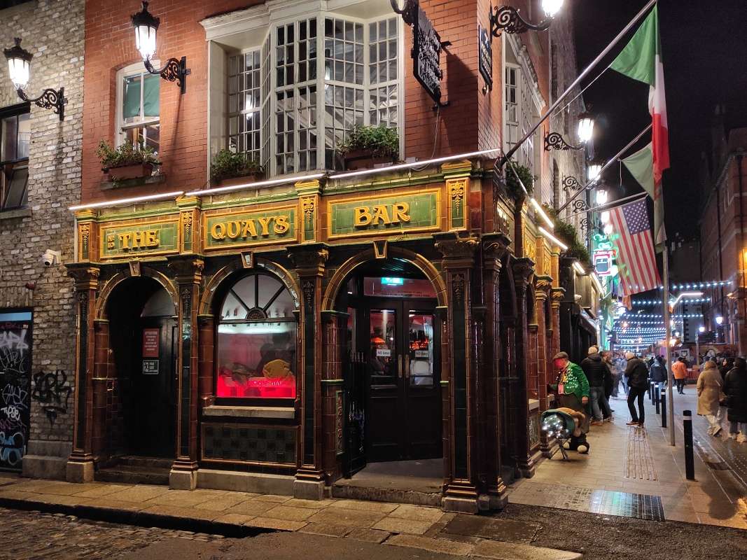 Bary na Temple Bar a okolí