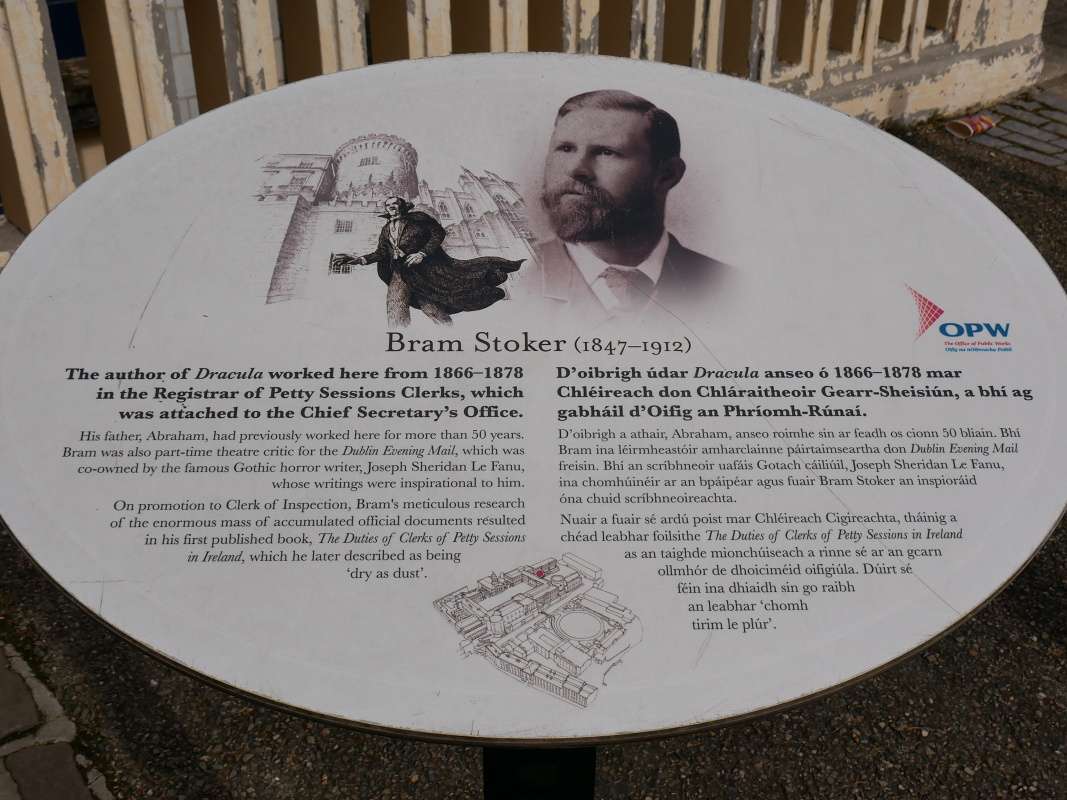 Dublinský zámok, Bram Stoker žil v Dubline, ale určite nie na zámku :)