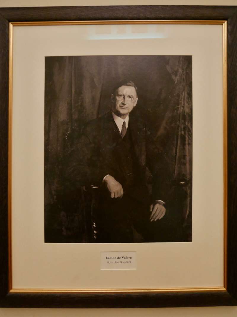 Dublinský zámok, štátne apartmány, štátny koridor, Éamon de Valera