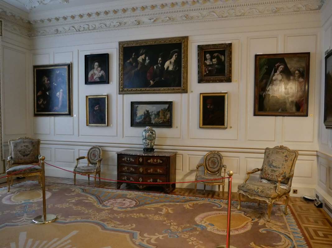 Dublinský zámok, štátne apartmány, Apolónova izba (reliéf Apolóna je na strope)