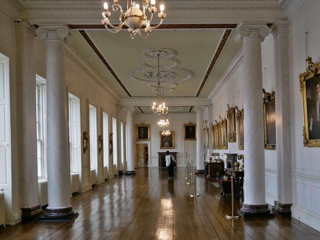 Dublinský zámok, štátne apartmány, Galéria portrétov - portréty britských miestokráľov, 1849