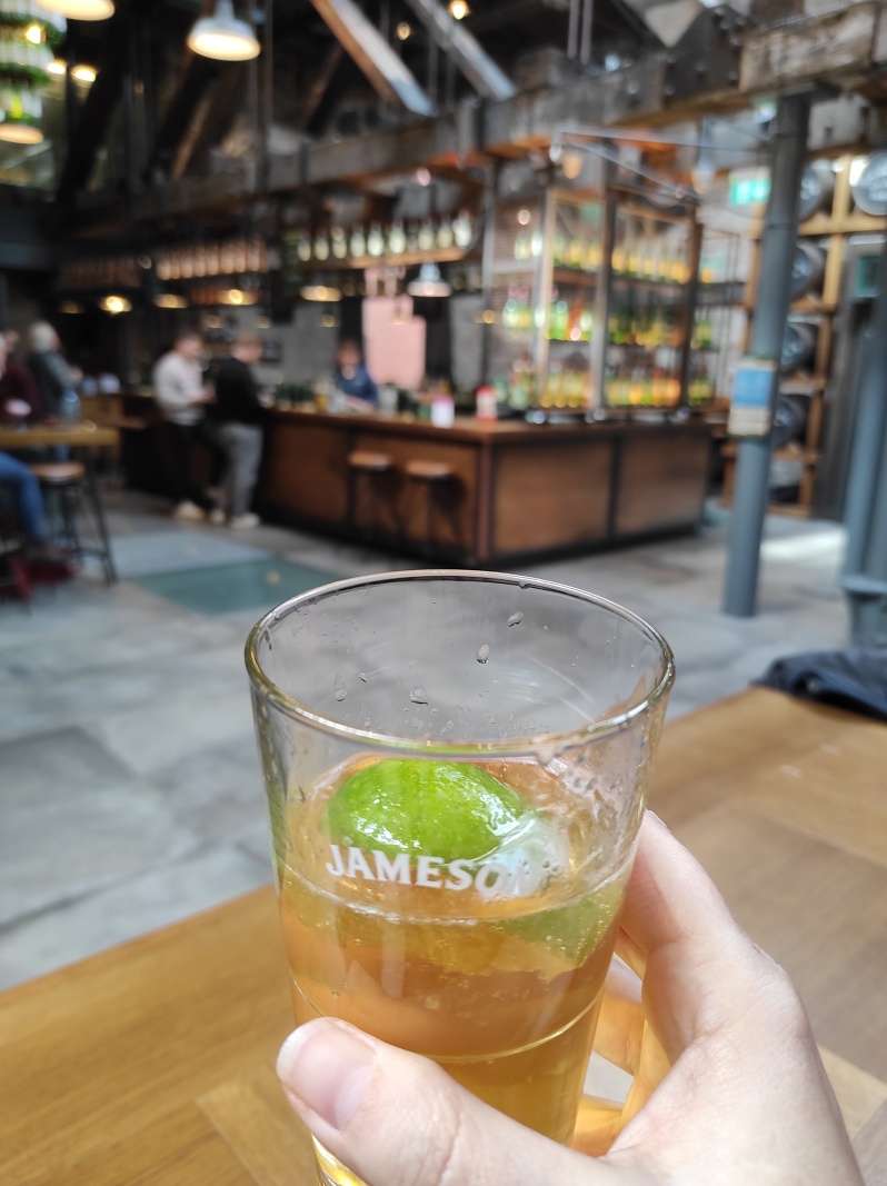 Jamesom Destillery, na Írsko