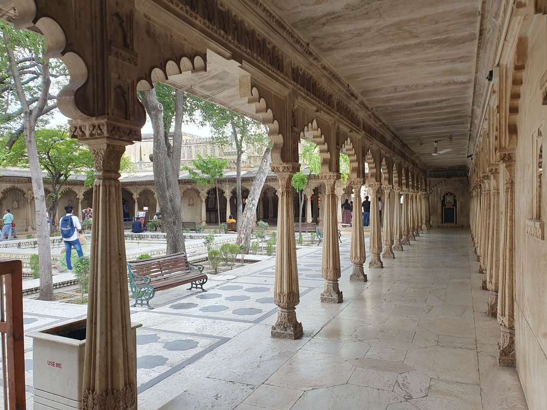 Baadi Mahal - Veľký palác