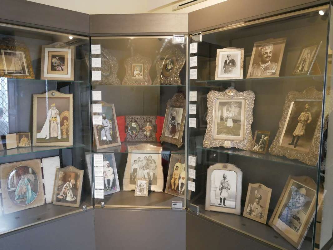Múzeum paláca - fotky kráľovskej rodiny