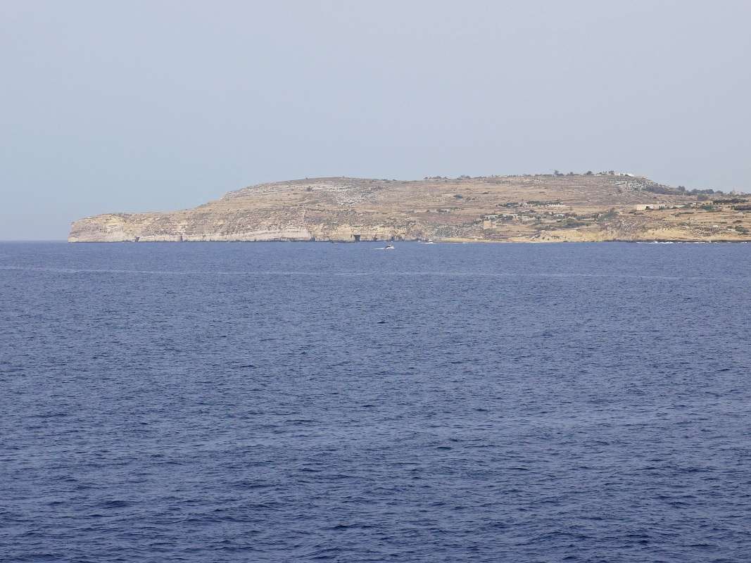 Gozo západ - útesy sa už skryli