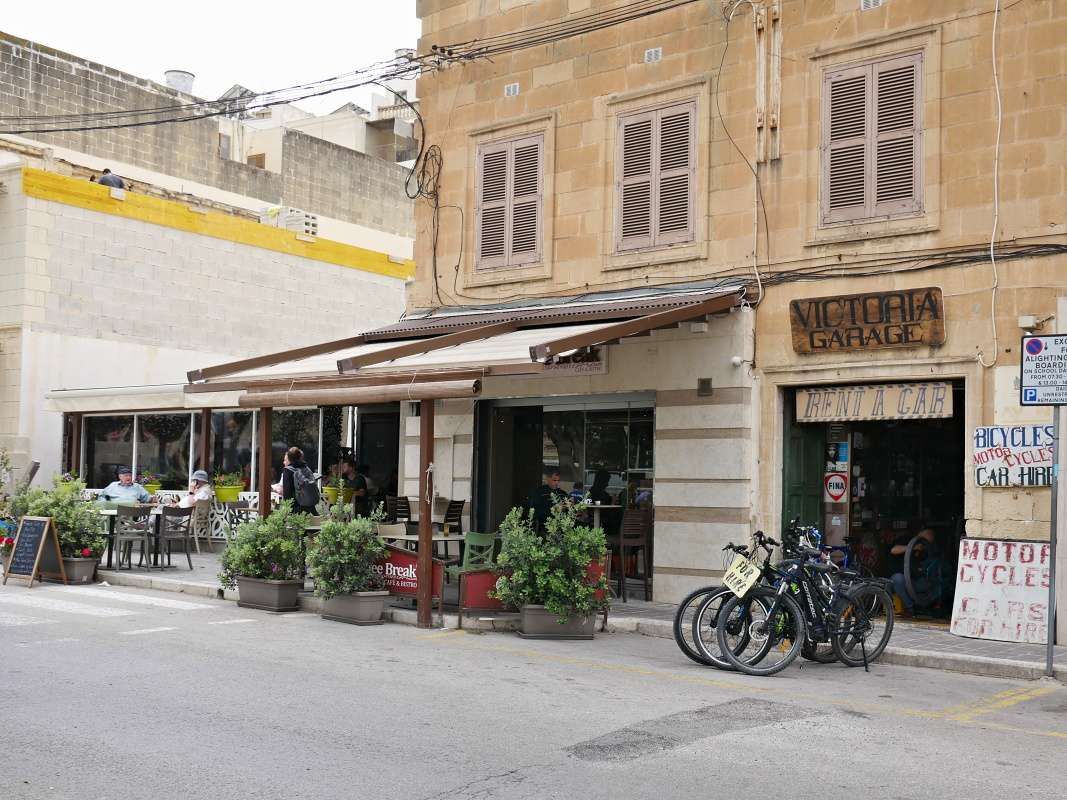 Victoria - Coffe Break Café & Bistro
