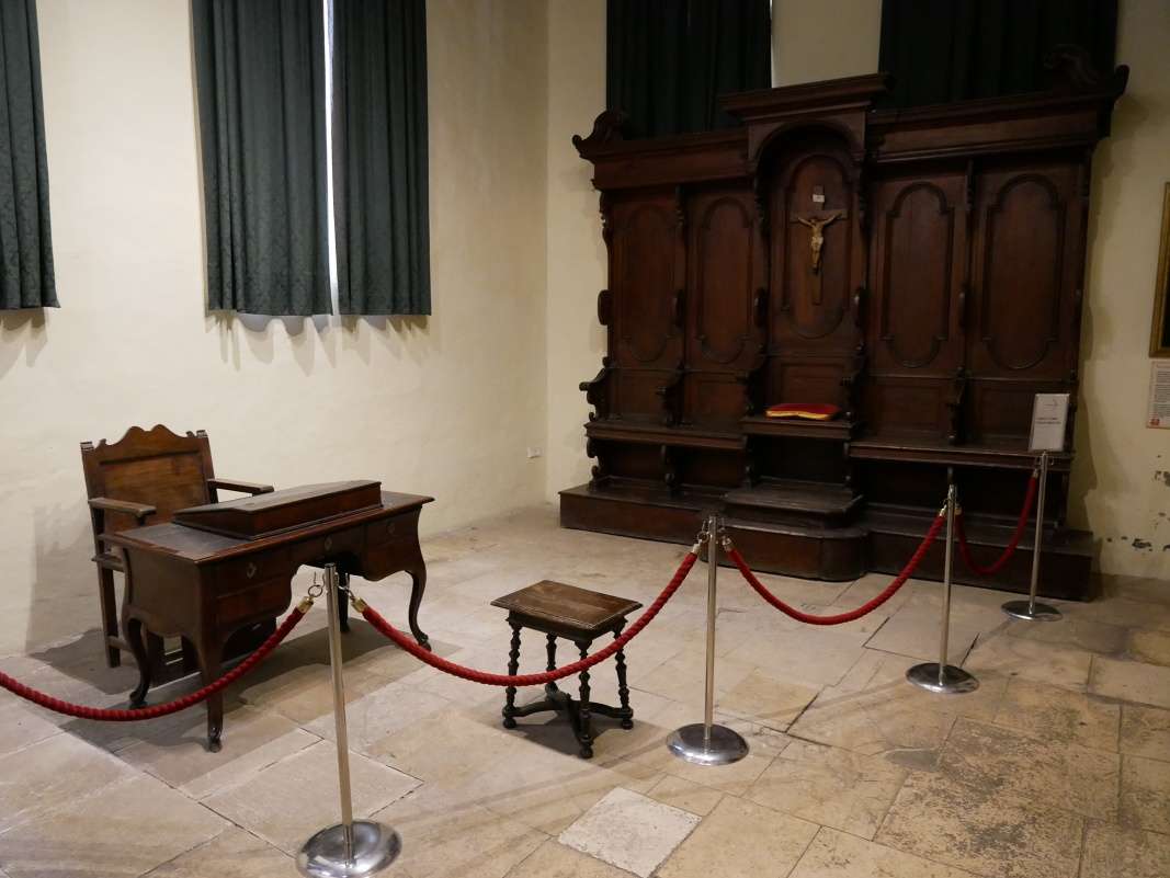 Inkvizítorský palác - tribunál (súdna sieň)