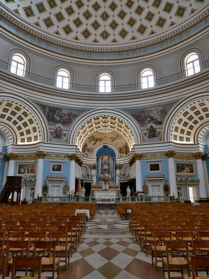 Rotunda v Moste