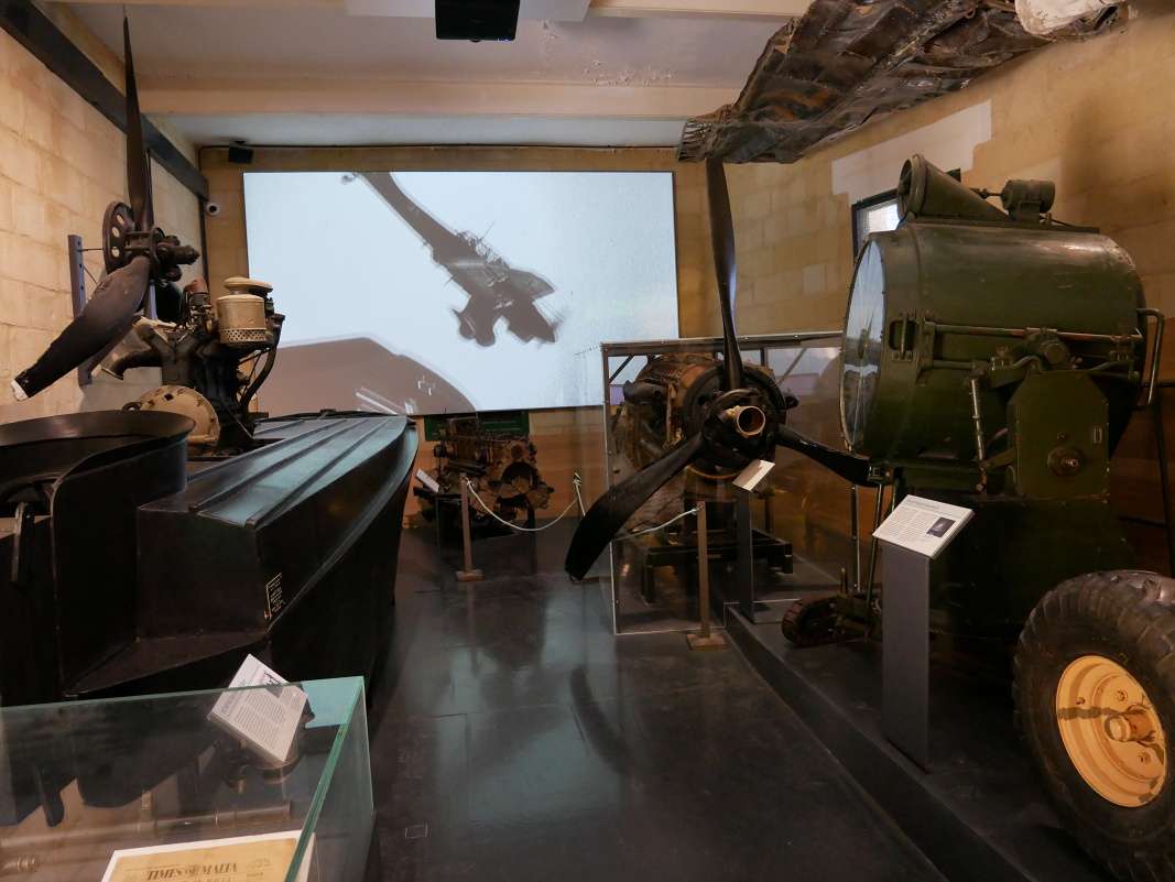 Pevnosť St. Elmo, expozícia