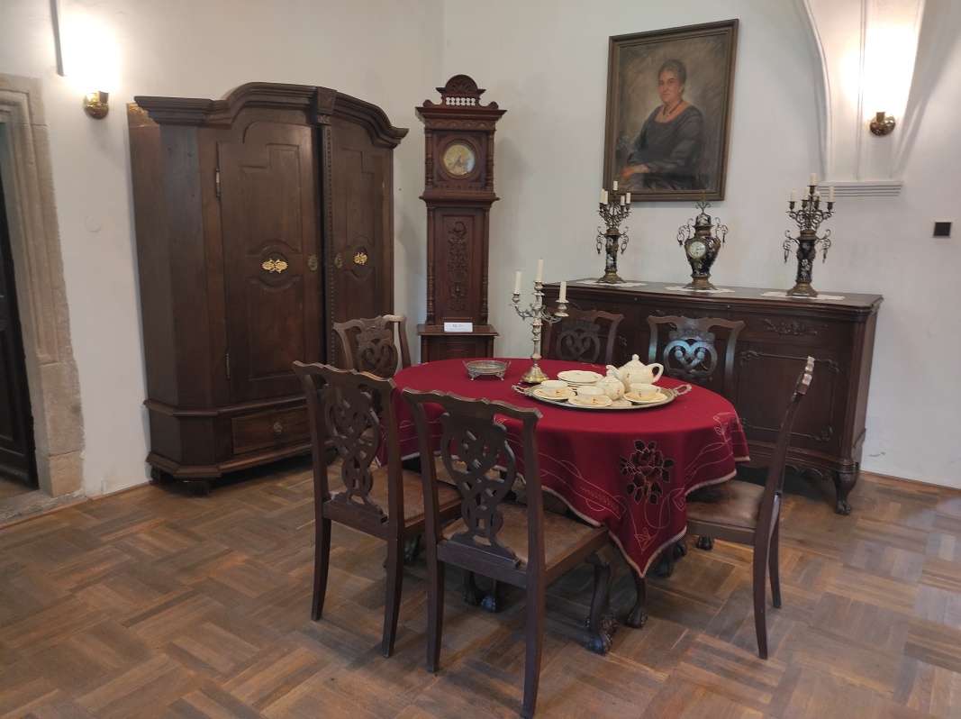 Kaštieľ - prízemie